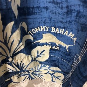 TOMMY BAHAMA SWIM SHORT. Size XL.